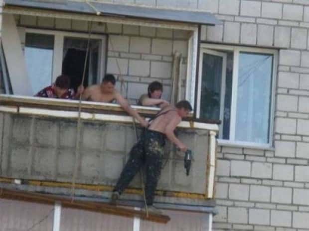 safety fails 18 Ridiculous Safety Fails #23 (26 photos)
