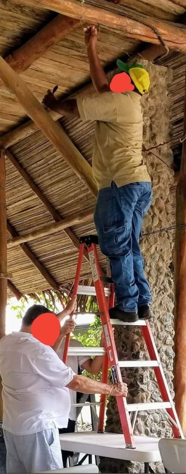 safety fails 24 Ridiculous Safety Fails #23 (26 photos)