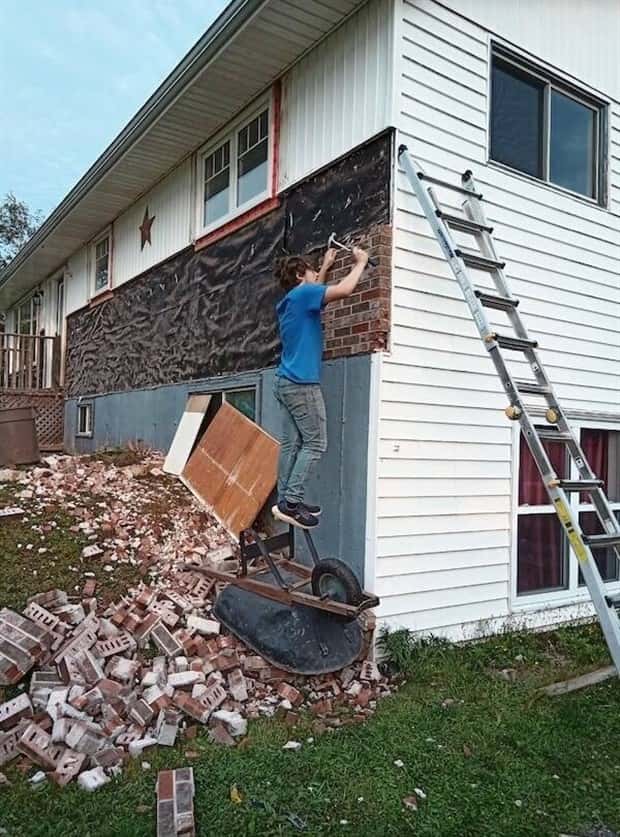 safety fails 25 Ridiculous Safety Fails #23 (26 photos)