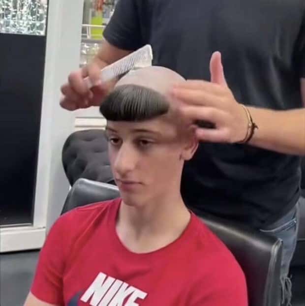 Strange Haircuts that Cannot Go Unnoticed #38 (25 photos)