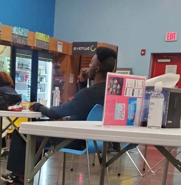 Strange Haircuts that Cannot Go Unnoticed #38 (25 photos)