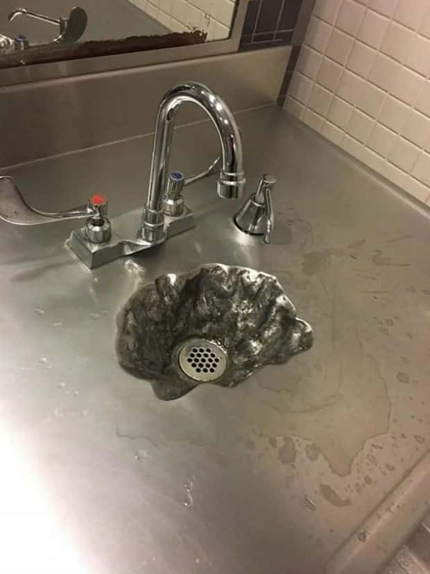 Designs that Suck Big Time #32 (19 photos)