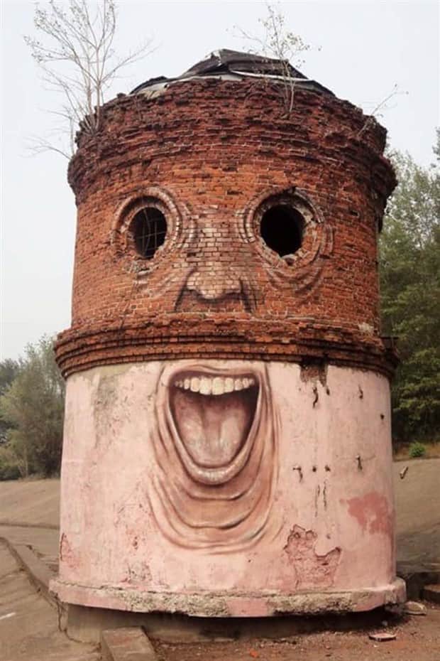 eye catching street art 16 Awesome Street Art Worth The Stop (25 photos)