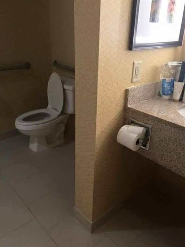 funny job fails 21 Job Fails That’ll Make You Facepalm (26 photos)