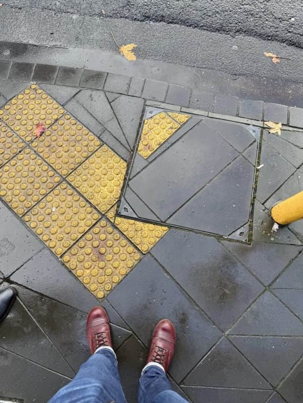 funny job fails 9 Job Fails That’ll Make You Facepalm (26 photos)
