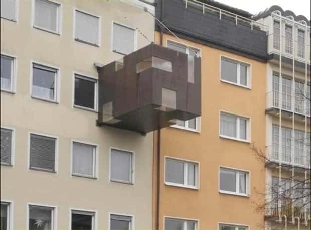 Bizarre Balconies Spotted Across Russia (24 photos)