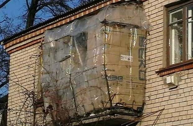 Bizarre Balconies Spotted Across Russia (24 photos)