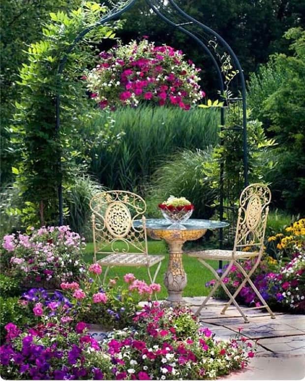 magical gardens 1 Beautiful Gardens Every Flower Lover Dreams Of (28 photos)