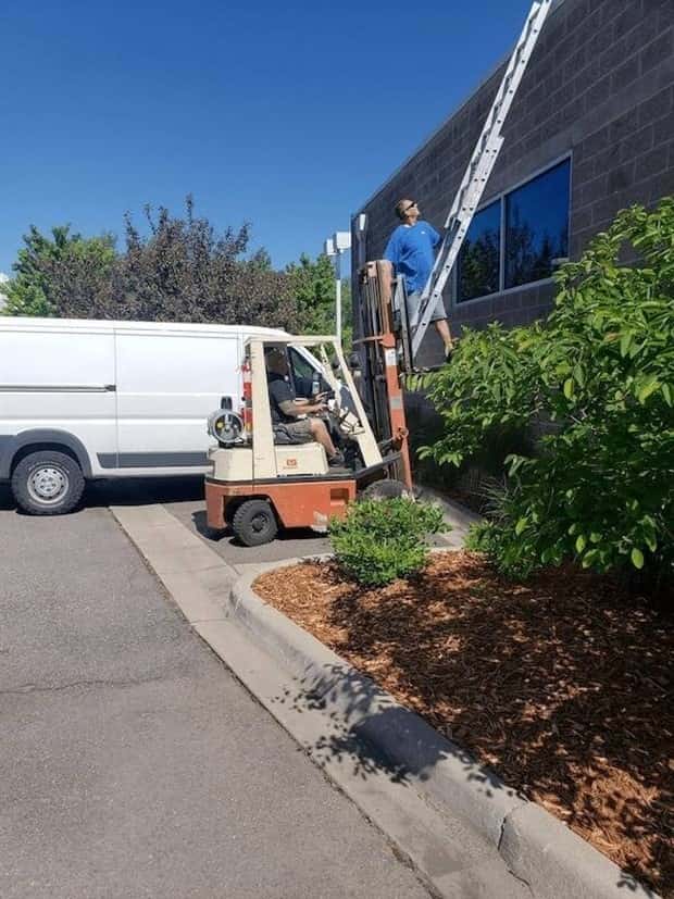 Ridiculous Safety Fails #24 (24 photos)
