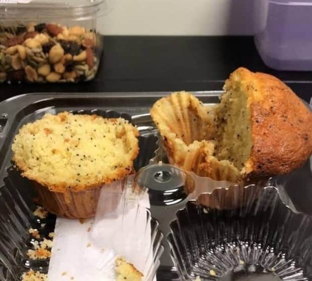 two types of people 12 25 Funny ‘Two Types of People’ Pics (25 photos)