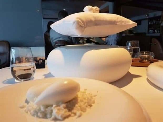 Very Strange Food Serving #27 (20 photos)