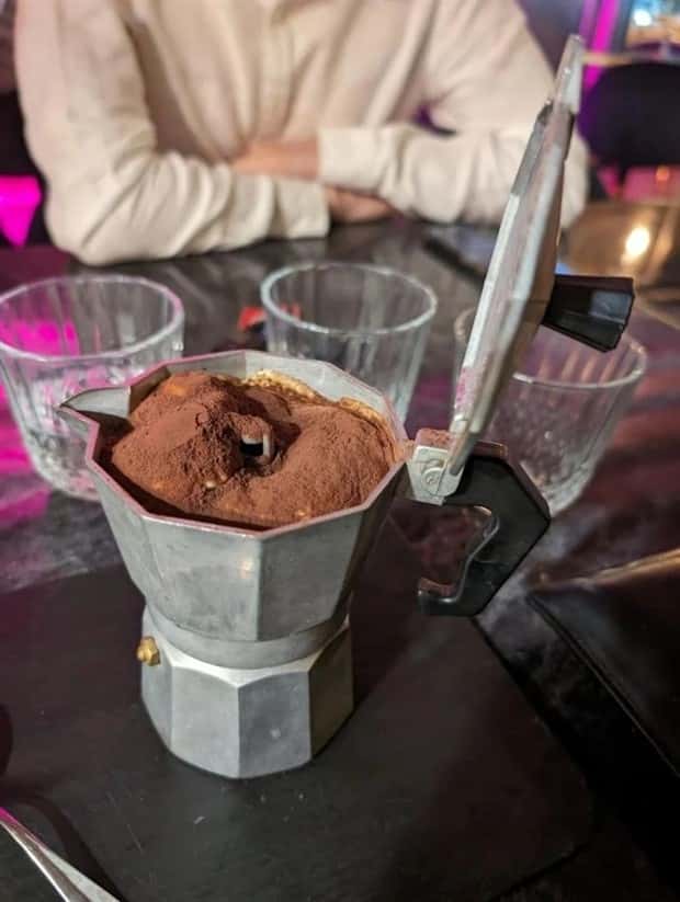 Very Strange Food Serving #27 (20 photos)