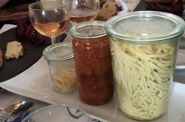 Very Strange Food Serving #27 (20 photos)