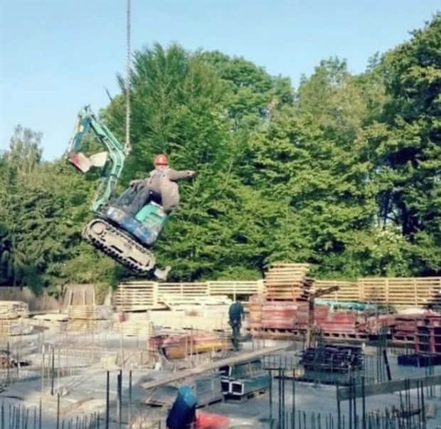 Dumb People With Big Confidence (24 photos)