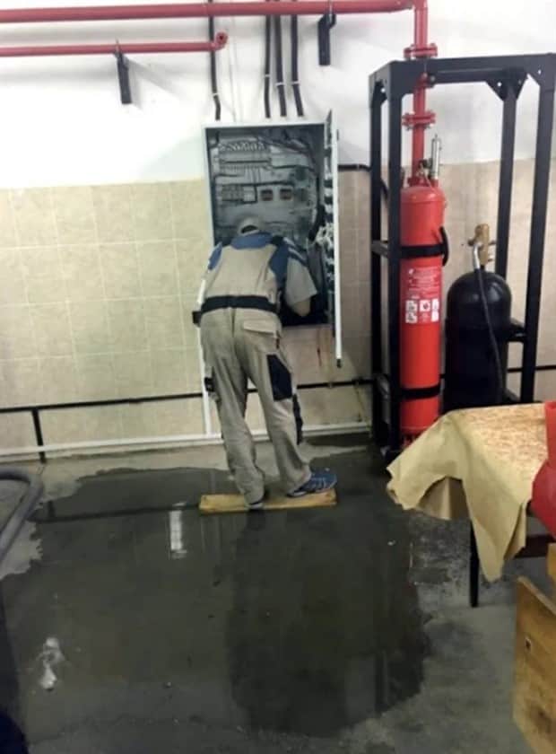 Dumb People With Big Confidence (24 photos)