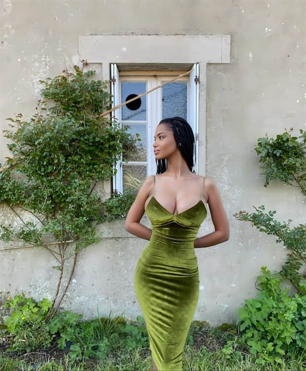 girls in skin tight dresses 14 Hot Girls in Tight Dresses #63 (18 photos)