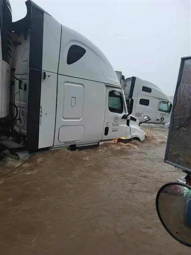 klyker picdump 11 11 2025 15 Klyker Picdump #1852 (42 photos)