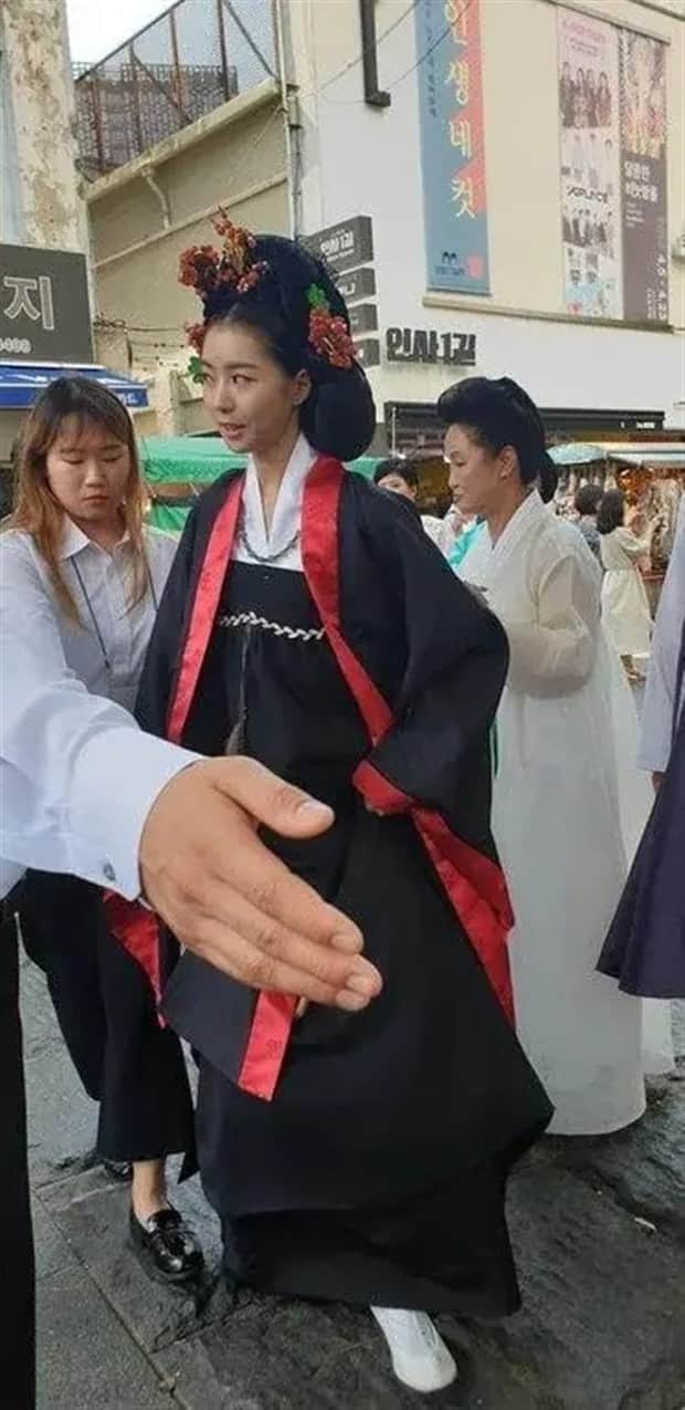 Look Twice, Trust Me #26 (21 photos)