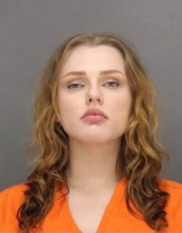 pretty girls in mugshots 12 Pretty Faces Spotted in Mugshots (17 photos)