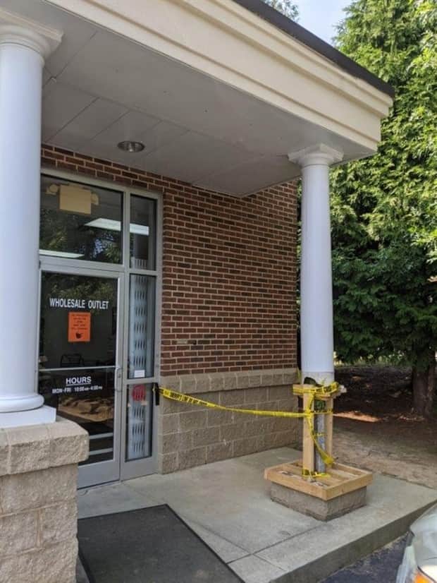 safety failures 14 Ridiculous Safety Fails #25 (19 photos)