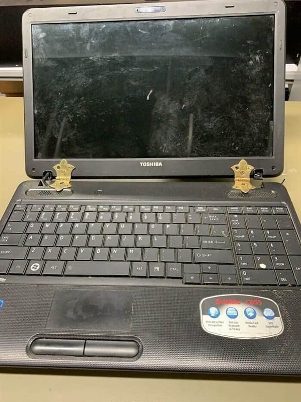 20 Tech Fails Nobody Can Fix (20 photos)