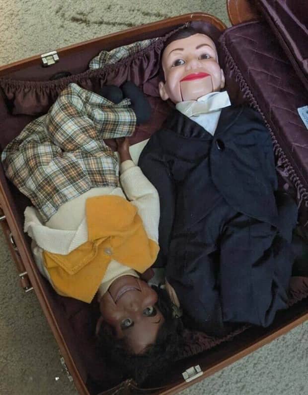 Strange Things Found in Thrift Stores #33 (21 photos)