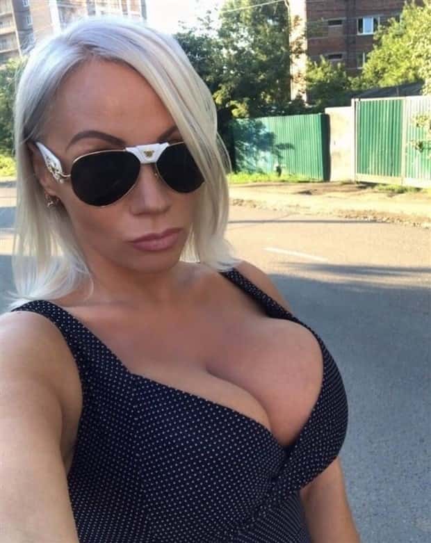 Hot Busty Girls #71 (23 photos)