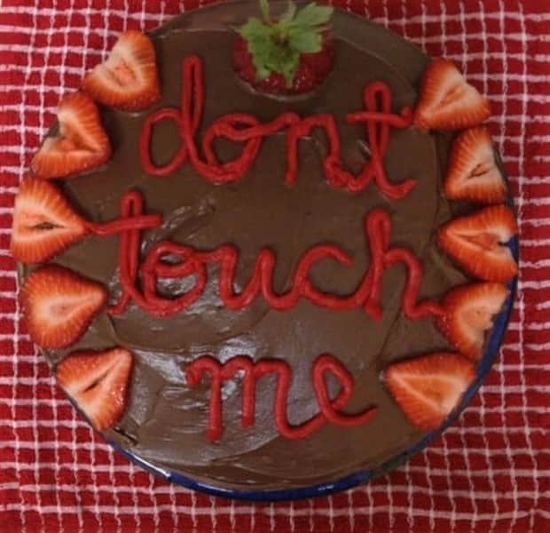 bold cakes 36 Awkwardly Direct Cakes People Made (40 photos)