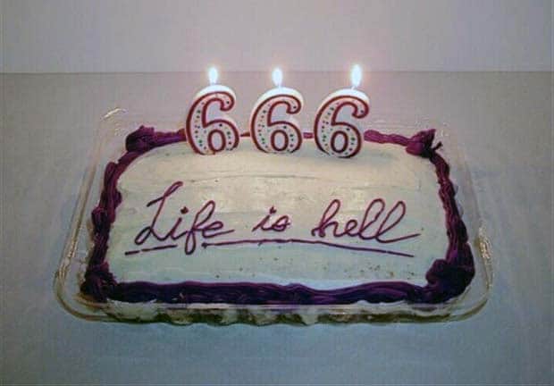 bold cakes 37 Awkwardly Direct Cakes People Made (40 photos)