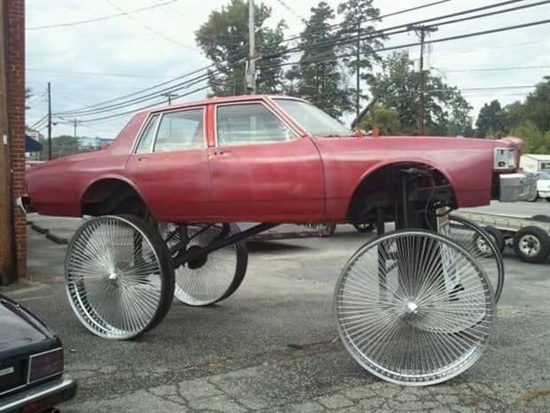 25 Cars Featuring Insanely Big Wheels (25 photos)