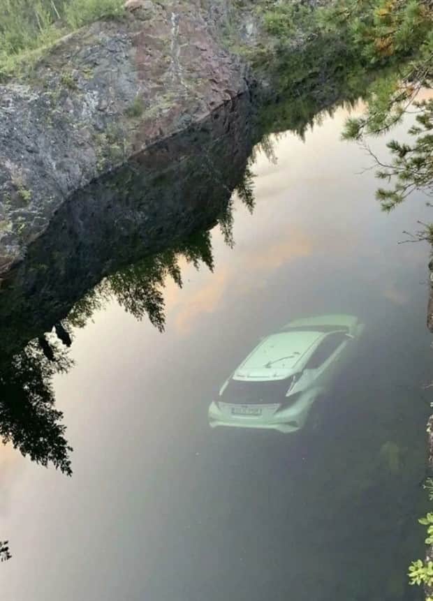 expensive failures 19 Expensive Fails That Hurt Wallets (25 photos)