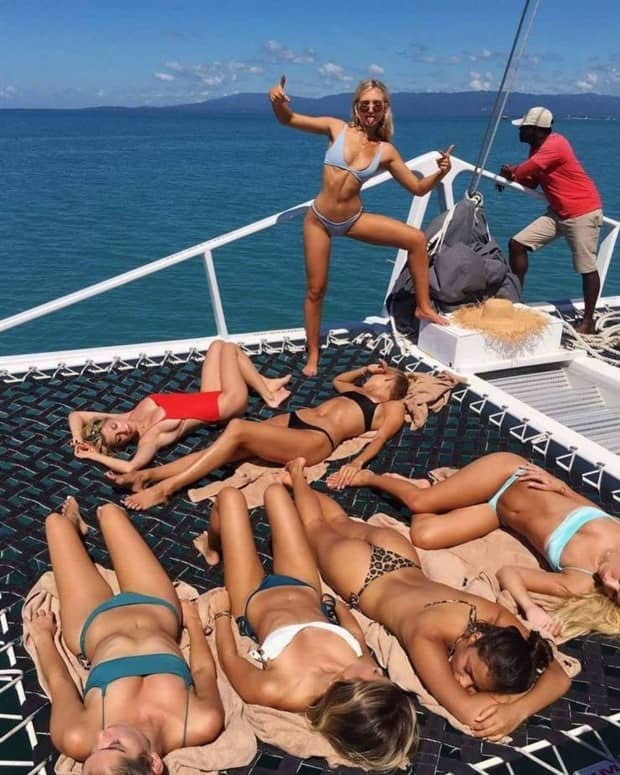 A Little Fun for Adults #433 (22 photos)