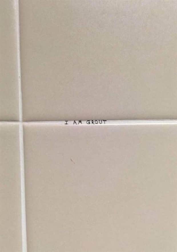 Funny Vandalism That Was Weirdly Wholesome (26 photos)