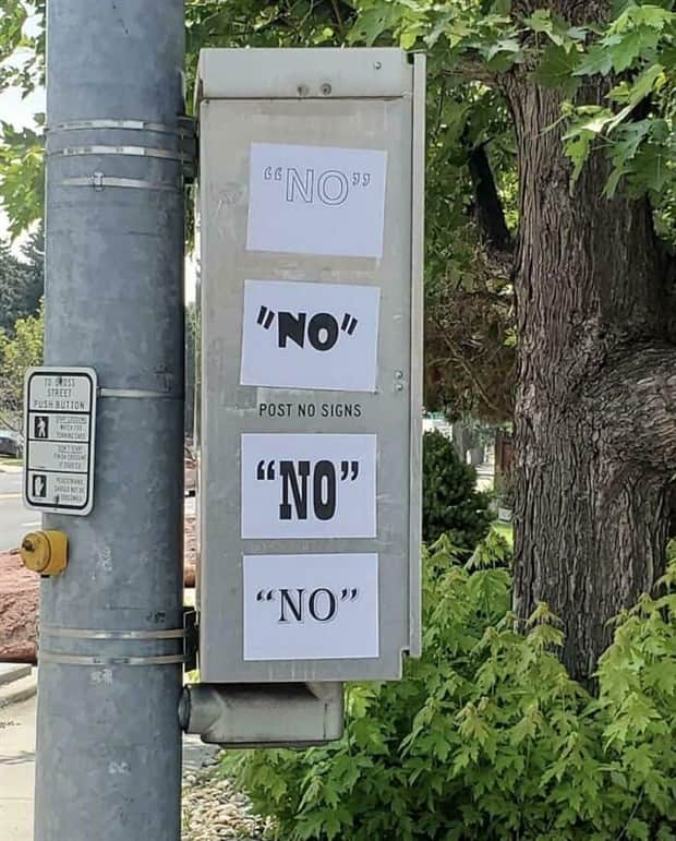 Funny Vandalism That Was Weirdly Wholesome (26 photos)