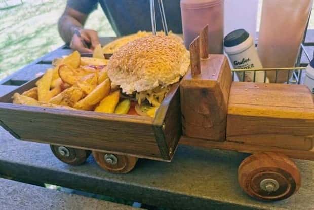 Very Strange Food Serving #29 (22 photos)
