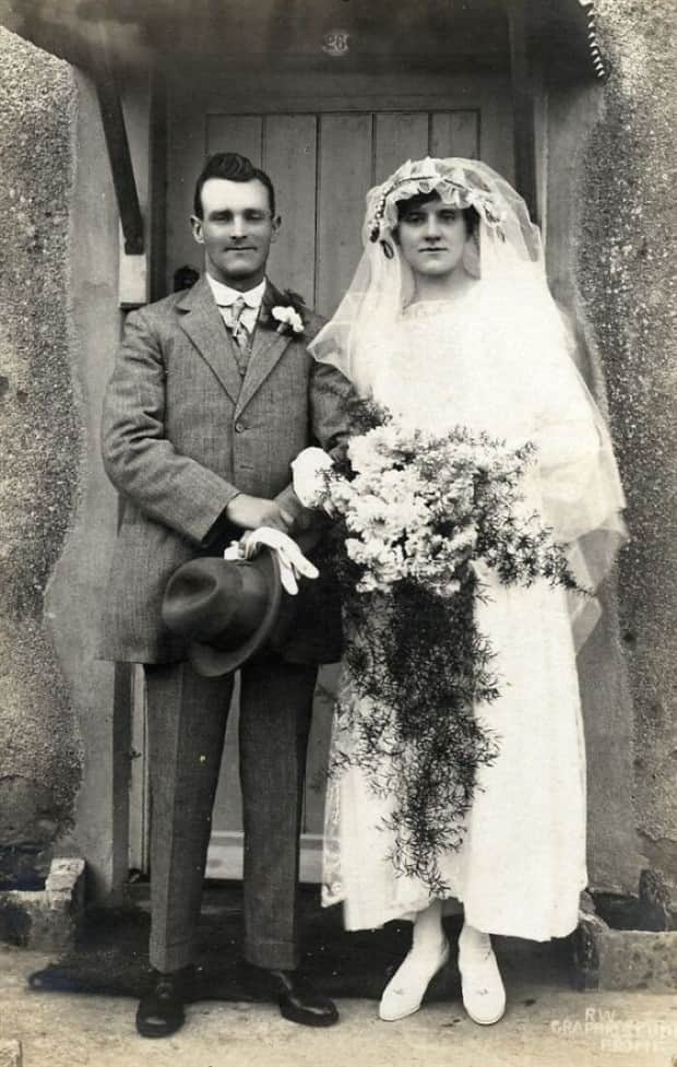 retro wedding photos 8 Timeless Love in Vintage Wedding Photos (28 photos)