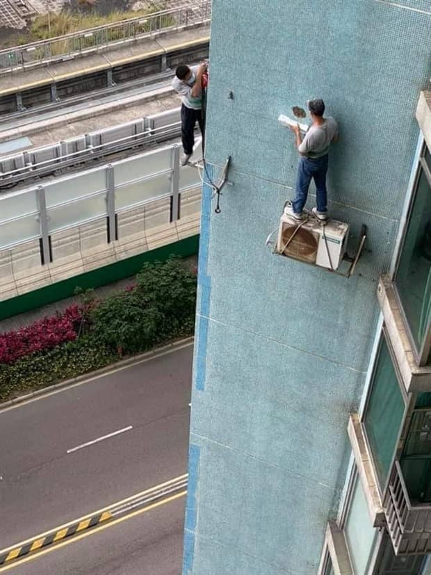Ridiculous Safety Fails #26 (20 photos)