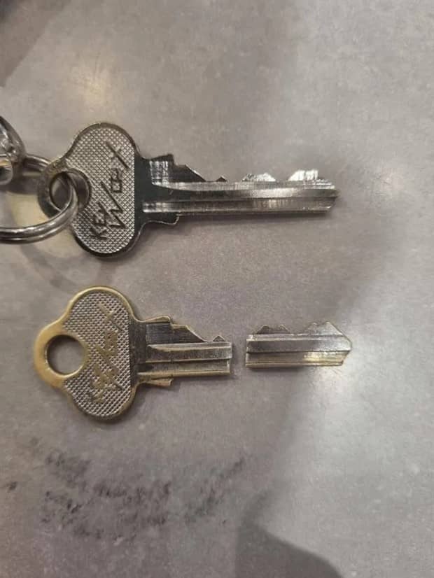 22 Random Objects Altered by Long Use (22 photos)