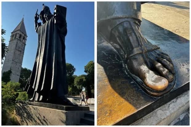 22 Random Objects Altered by Long Use (22 photos)