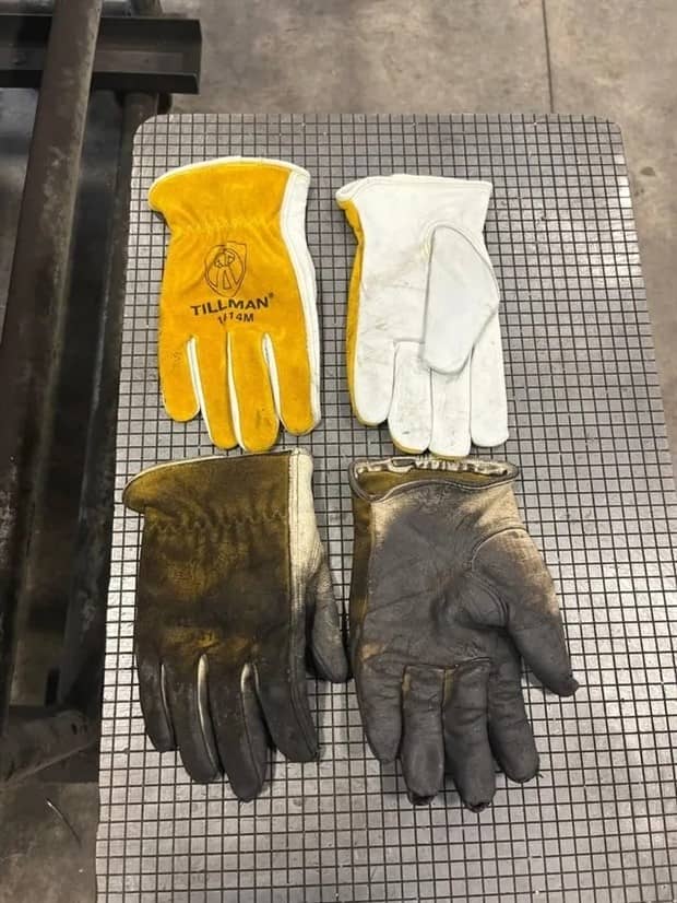 22 Random Objects Altered by Long Use (22 photos)