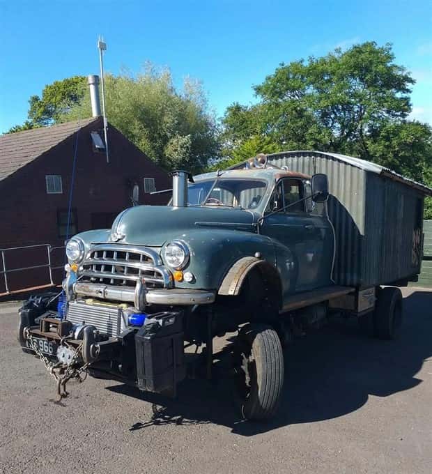 Wild Car Tuning Ideas Nobody Asked For (24 photos)