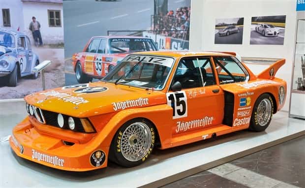 Wild Car Tuning Ideas Nobody Asked For (24 photos)