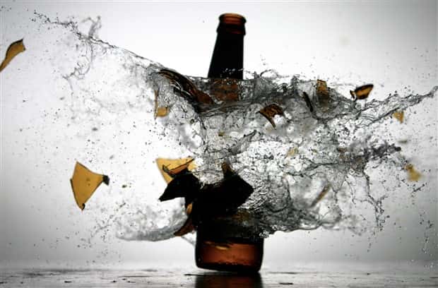 23 Stills of Bullets Penetrating Items (23 photos)