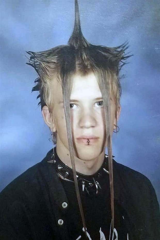 Emo Kids Screaming With Pure Cringe (20 photos)