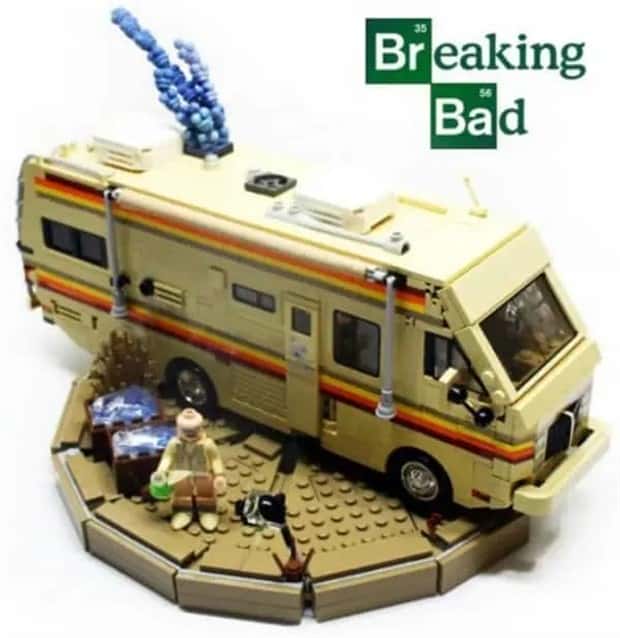 30 Fake LEGO Sets With Questionable Ideas (30 photos)