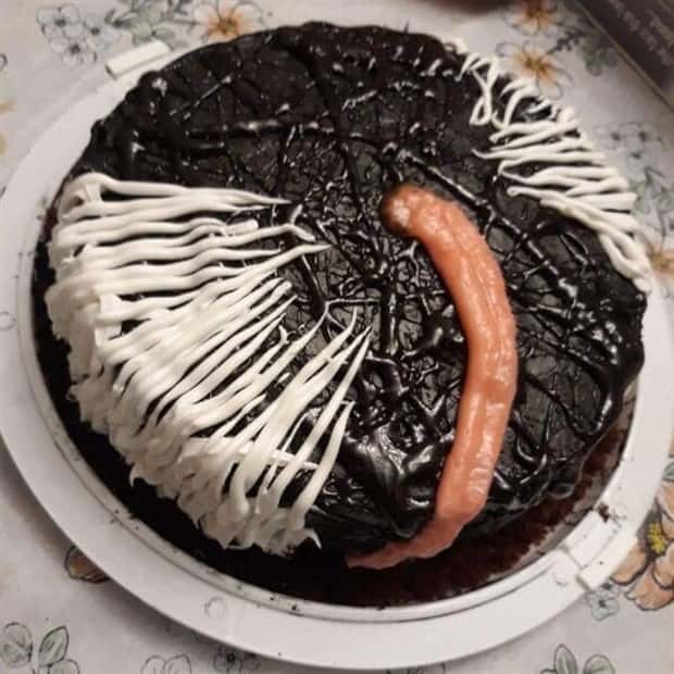 Cake Fails So Bad They’re Funny (24 photos)