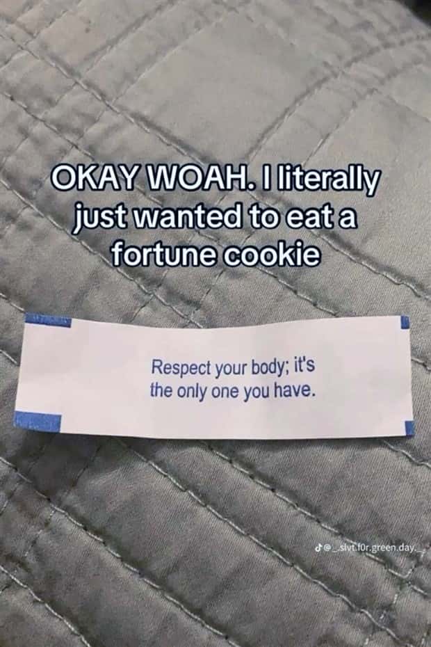 Fortune Cookies With Questionable Wisdom (22 photos)