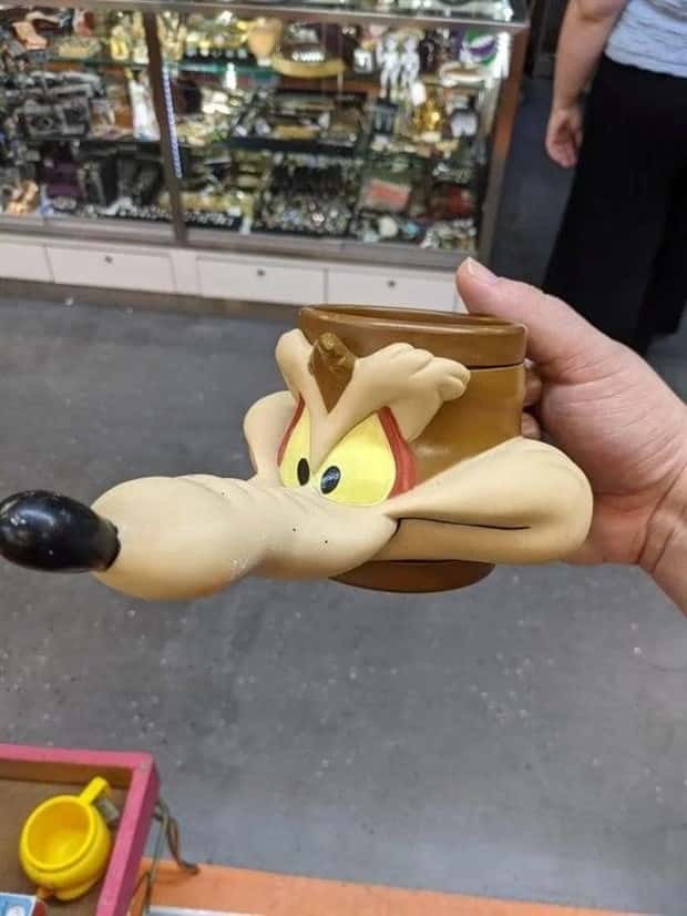 Life Is Too Short For Boring Mugs (18 photos)