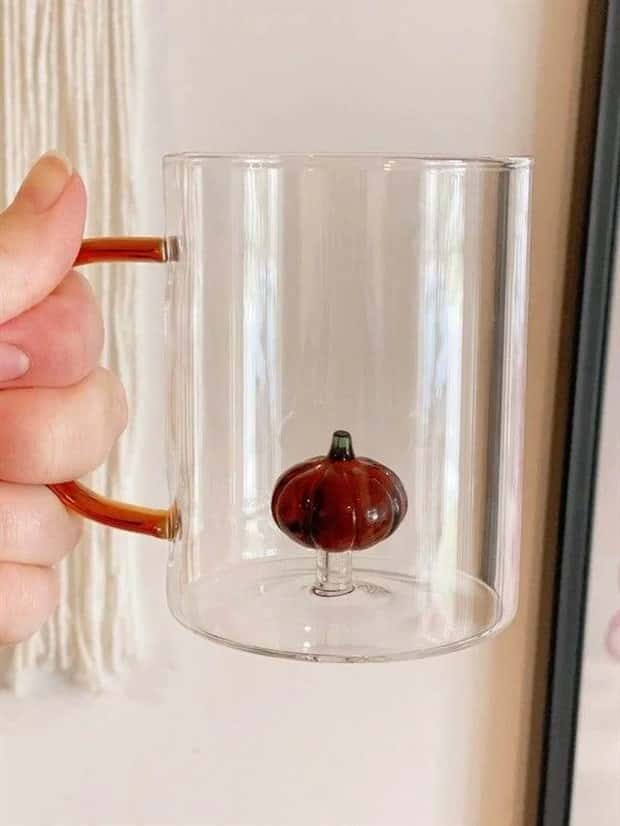 Life Is Too Short For Boring Mugs (18 photos)