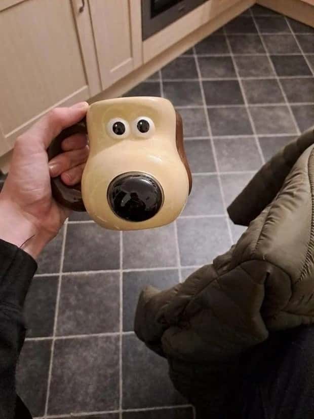 Life Is Too Short For Boring Mugs (18 photos)